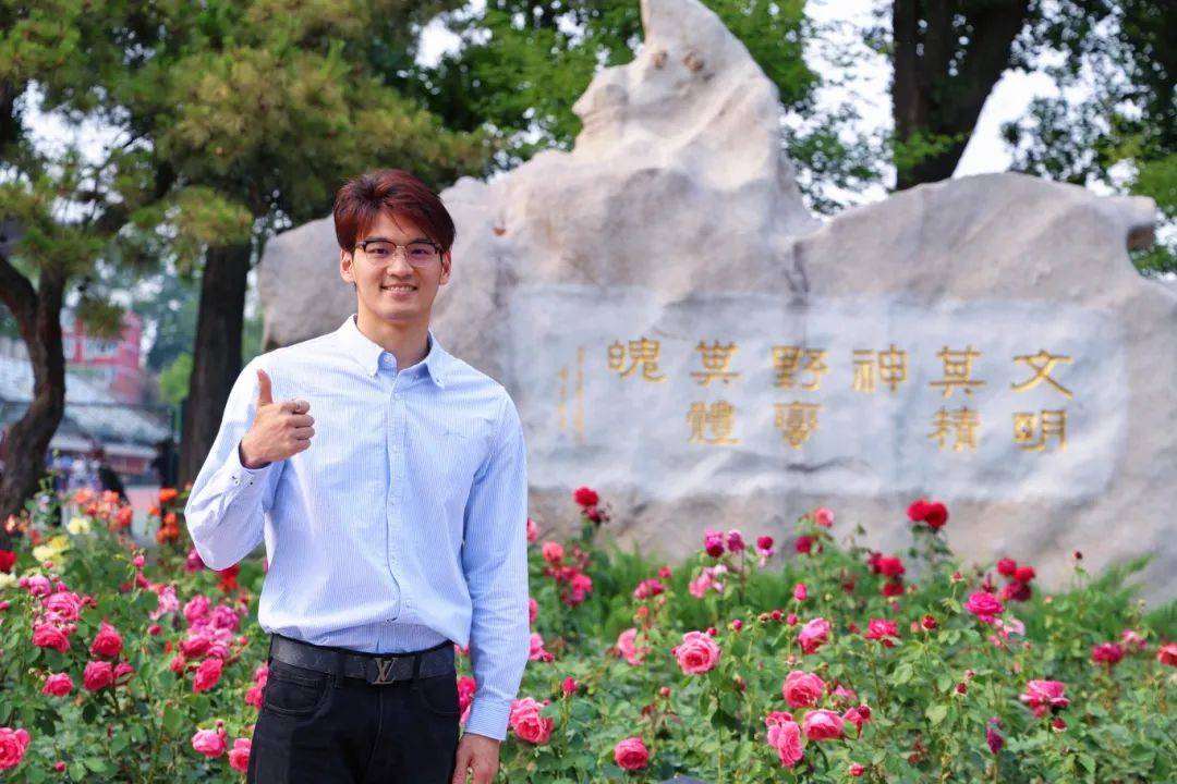 ANBO体育登录入口-冠军班研究生顺利毕业，徐嘉余：感谢北京体育大学的栽培(运动员徐嘉余是哪里人)